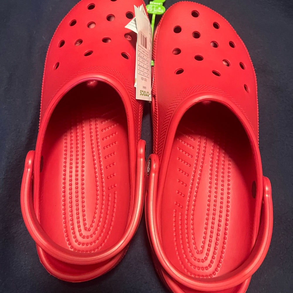 crocs